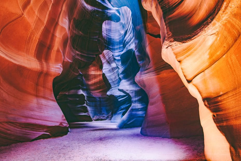 Los Angeles+ Free Day+ Las Vegas+ Grand Canyon National Park+ Lower Antelope Canyon+ Horseshoe Bend 10-Day Tour