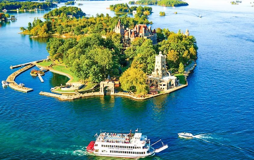 New York airport pick-up+ Philadelphia+ Washington, D.C.+ Watkins Glen State Park+ Niagara Falls+ Toronto+ Ottawa+ Montreal+ Quebec City+ New York City 10-day Tour  (EWR pick-up) 