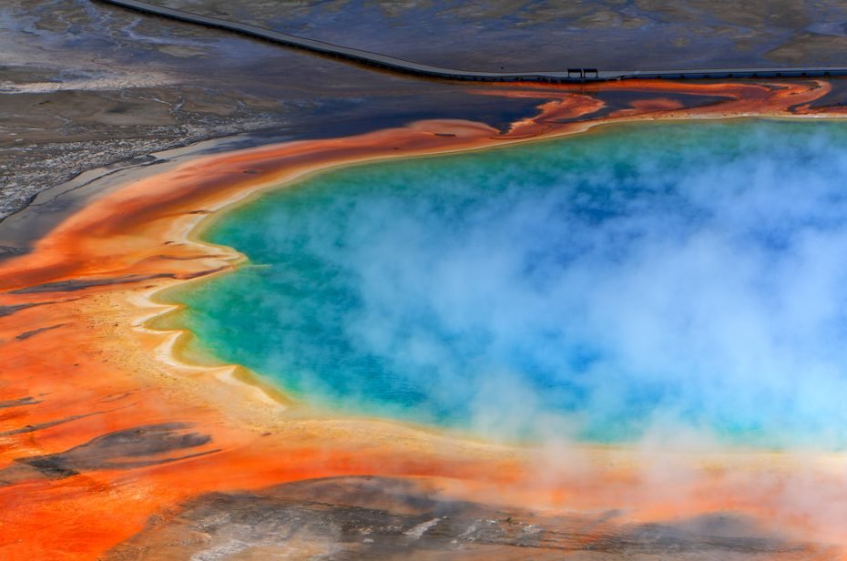 Las Vegas+ Lower Antelope Canyon+ Horseshoe Bend+ Yellowstone National Park+ Grand Teton National Park+ Salt Lake City+ West Rim+Los Angeles Free Day 9-day Tour