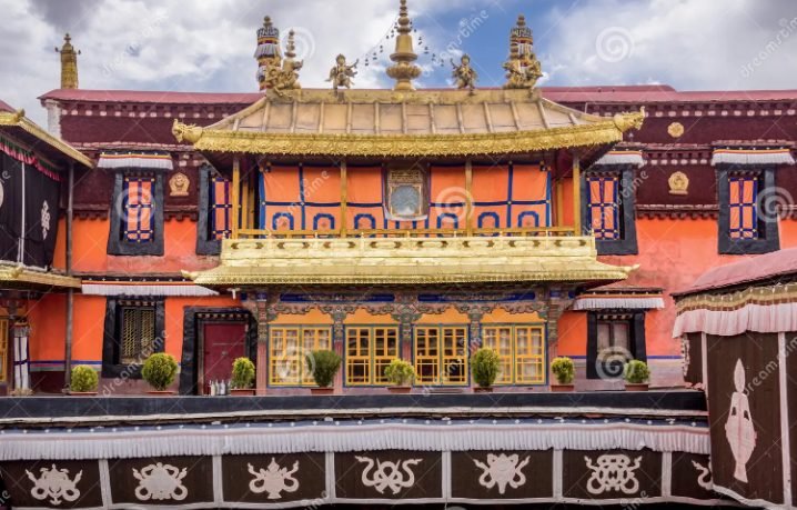 Tibet’s Triple Crown: Nyingchi Waterfalls, Lhasa Temples & Shigatse Monasteries - 8 Days Across Eastern, Central & Western Tibet - Where Nature, Faith, and Culture Converge