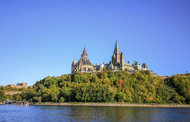 New York airport pick-up+ Watkins Glen State Park+ Niagara Falls+ Toronto+ Ottawa+ Montreal+ Quebec City+ New York City 8-day Tour  (EWR airport pick-up) 
