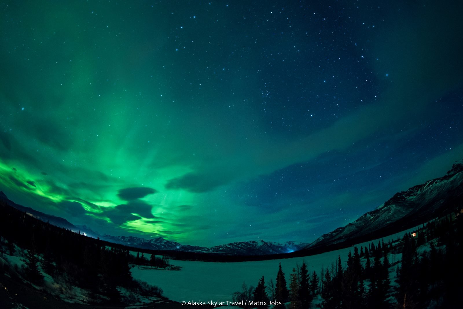 8 Days & 7 Nights Tour of Whitehorse, Carcross, Dawson City, Tombstone Mountain Park, Eagle Plains, Inuvik Crossing the Arctic Circle Self-Driving Exploration