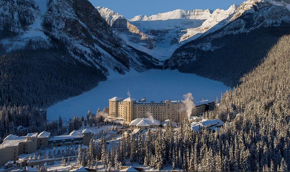 Winter Rocky Mountains | 7-Day Package with Vancouver Airport Pickup, Kamloops, Yoho National Park, Banff National Park, Lake Changjin, Victoria, and Vancouver